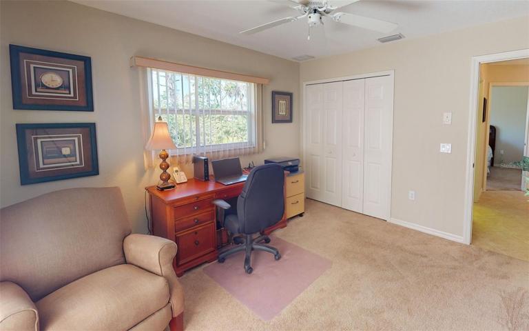 3 Bedroom different view office