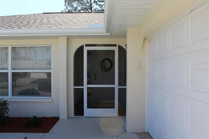 Front entry way.