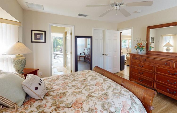 Another view of owners room.