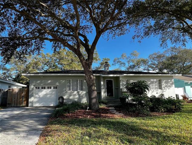 Welcome home! This charming 2 BR 1 BA home is located in central Clearwater, just steps from Crest Lake Park!
