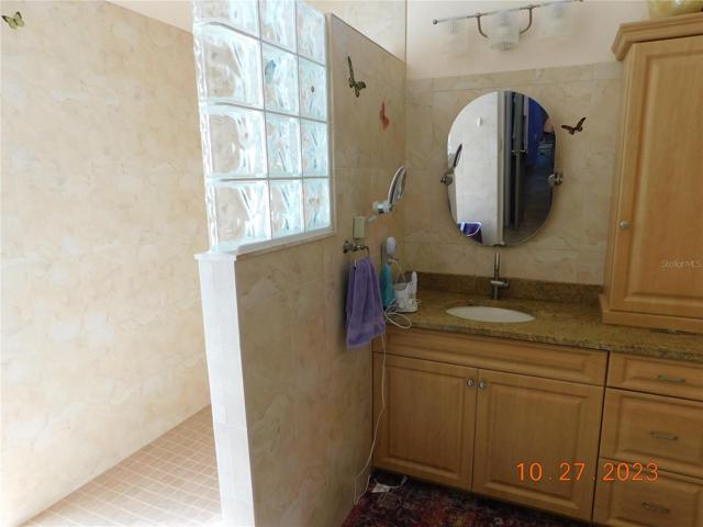 marvelous main ensuite bath shower