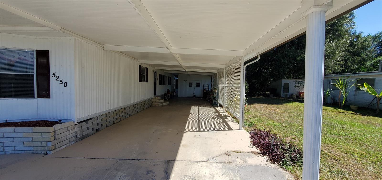 carport