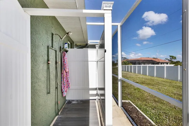 Outside shower