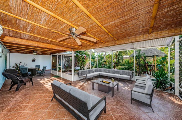 Virtually staged outdoor lanai