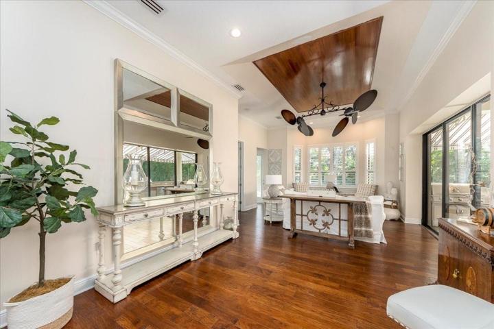 SPACIOUS FAMILY ROOM/GAMEROOM