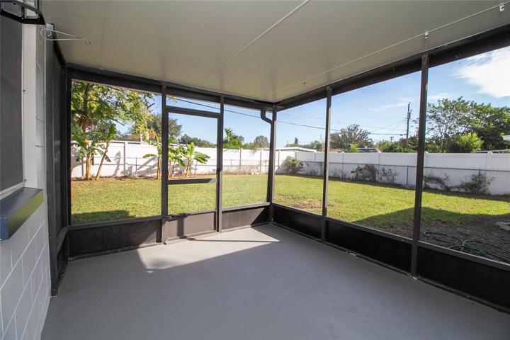 Screened porch off the family room