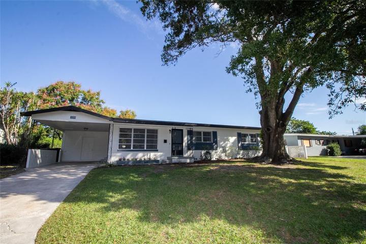 3209 Charow Lane