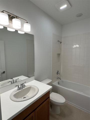 Guest Bath 2