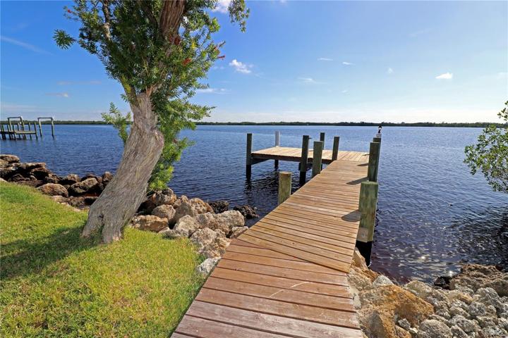 Dock