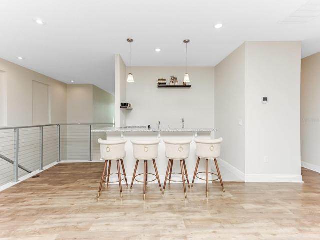 Wet Bar