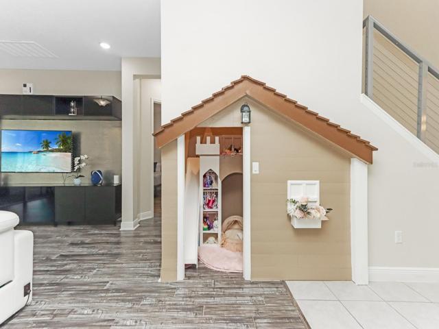 Dog House
