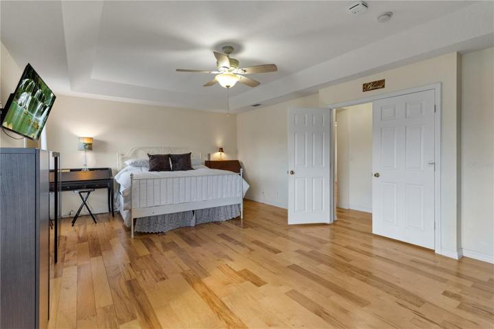 Master bedroom 14x 21