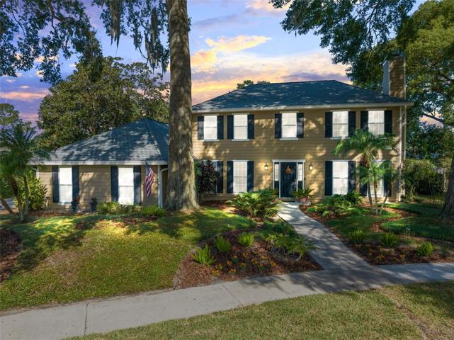 Welcome home to this exceptional property nestled in a highly sought-after Maitland neighborhood, ideally situated on a serene cul-de-sac.