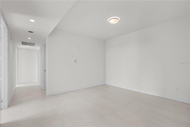 Office/Media