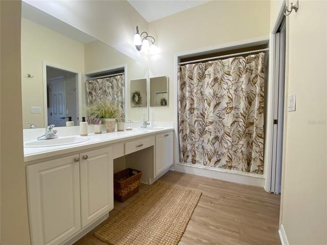 Large Walk In Shower