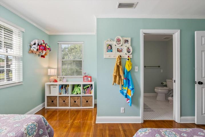 Jack & Jill Bathroom between Bedroom 3 and 4