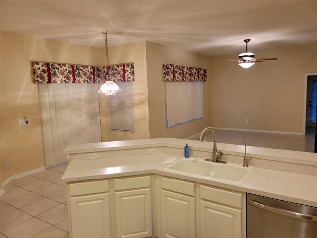 Updated photos with clutter removed