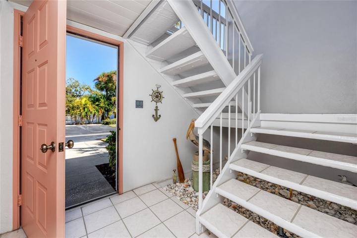 Private Entryway