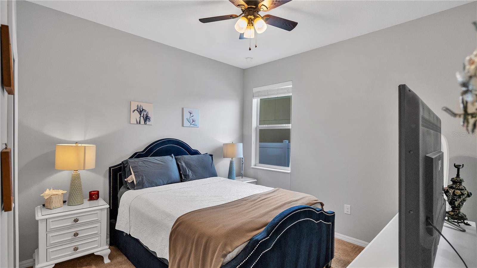 2nd bedroom
