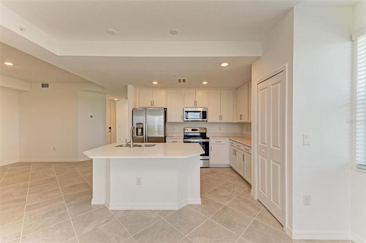 Dining room to the left