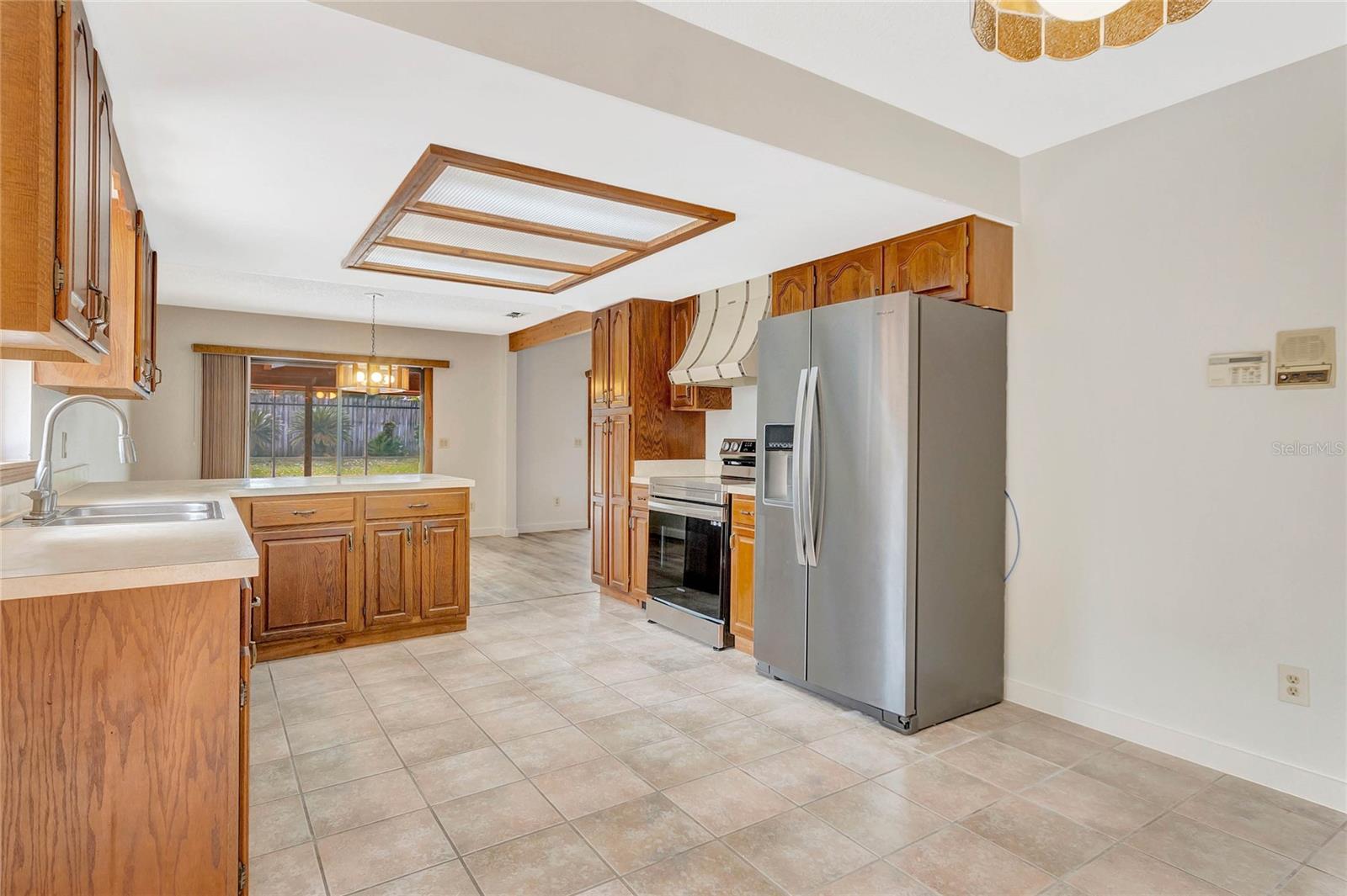 Kitchen nook area!