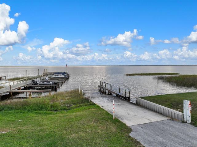 PRIVATE BOAT RAMP
