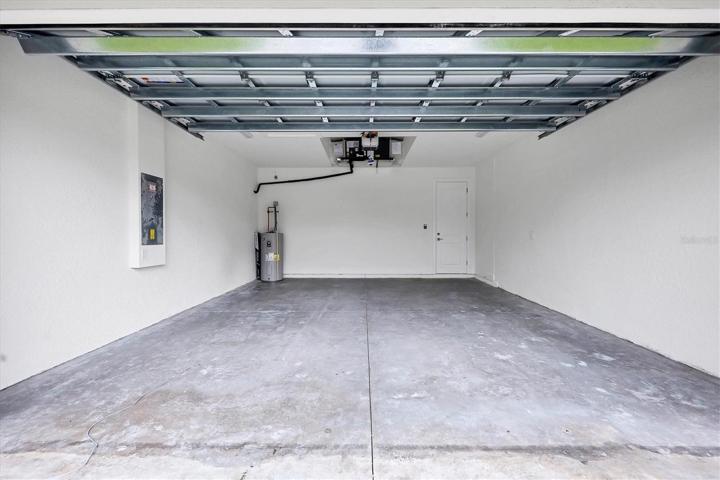 Garage (2 car)