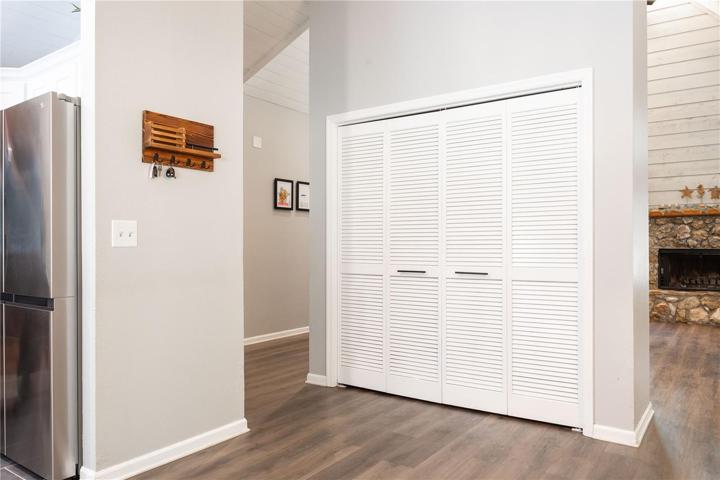 LARGE PANTRY