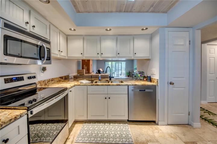 Beautiful updated kitchen
