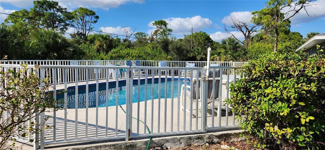 Child Safety Gate around Pool Deck