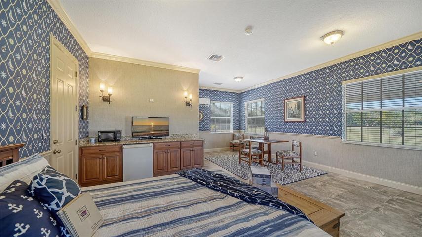 Escape to the private 1 bedroom, full bath guest retreat.