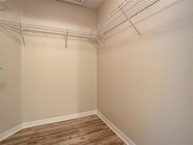 walk in closet