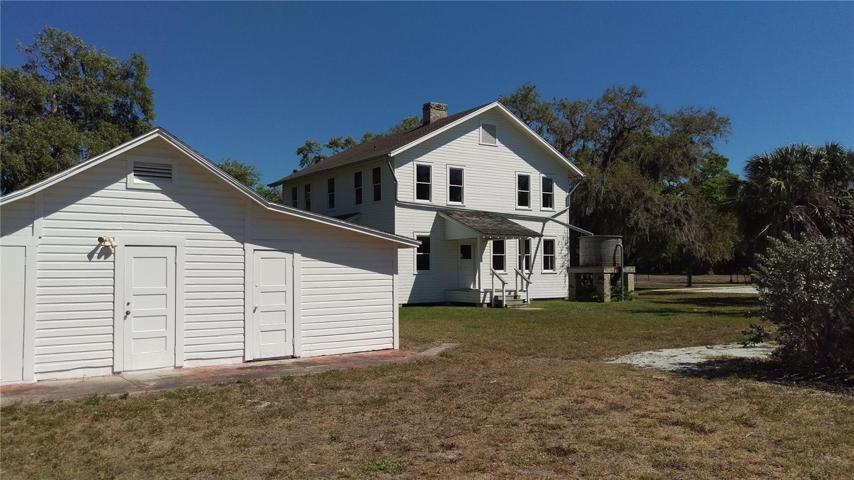 HISTORIC BUILDINGS AT THE PARK