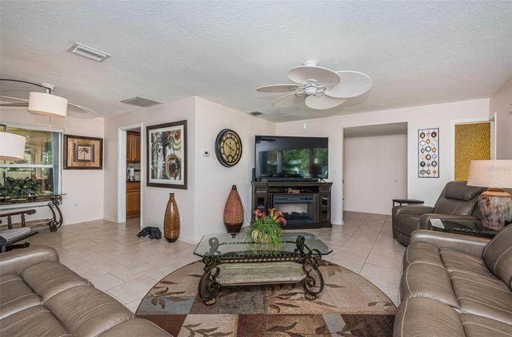 Living/Dining Rooms