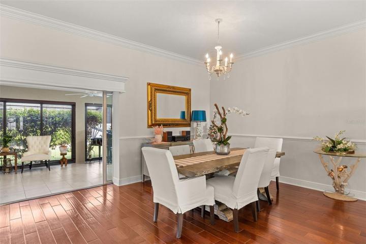 FORMAL DINING SPACE