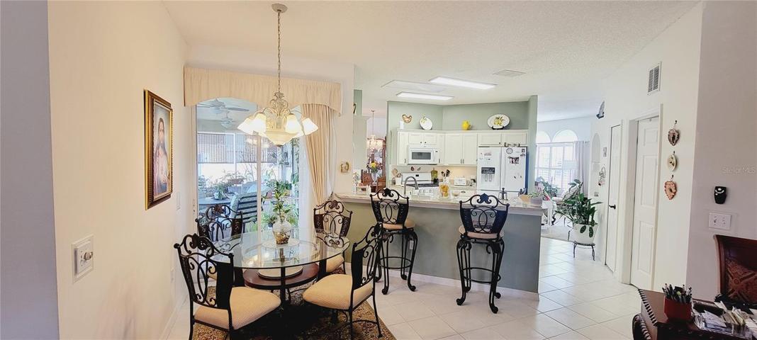Breakfast Bar