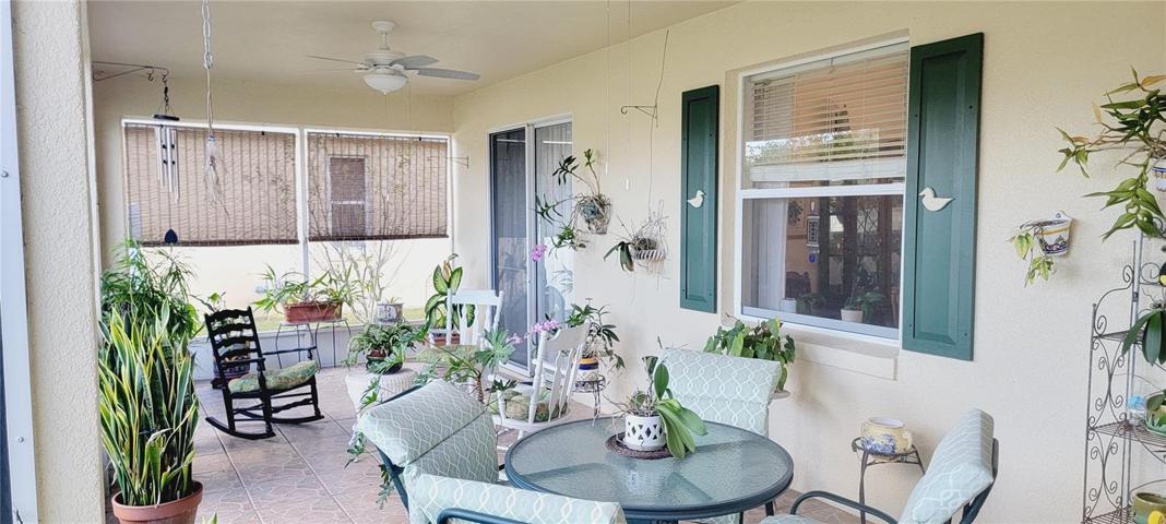 Screened in Lanai