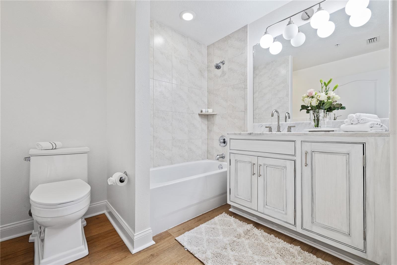 Guest Ensuite Bathroom