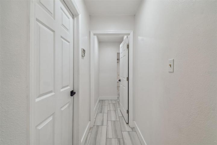 Entry to main level primary suite