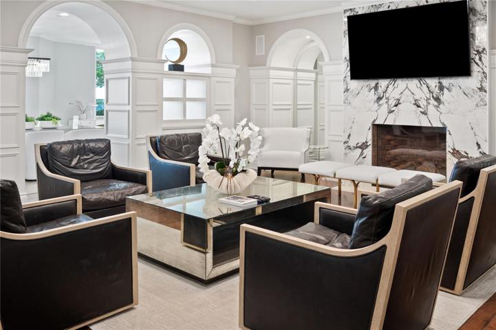 Common Area - Lounge