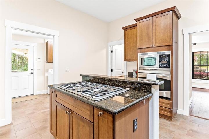 Kitchen with Center Island