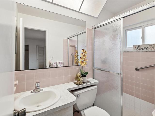 Private bath in owners bedroom