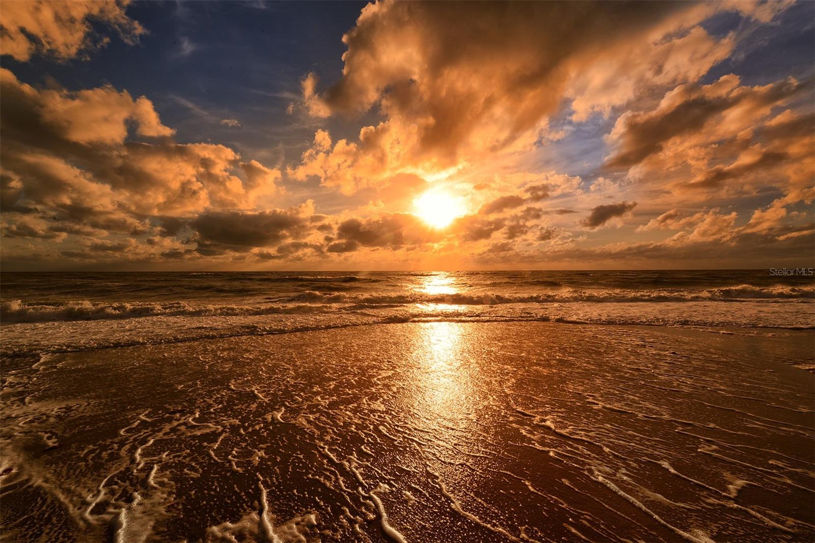 Spectacular Sunset Views.