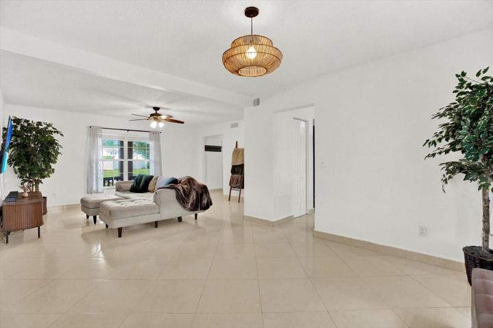 Living Room/Dining Room