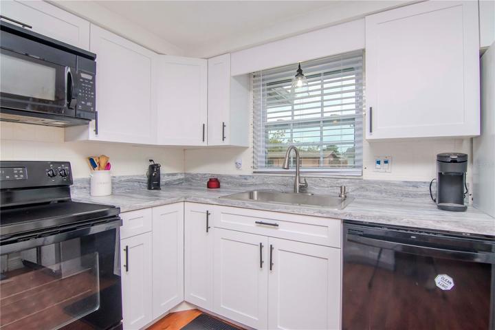 Kitchen 4