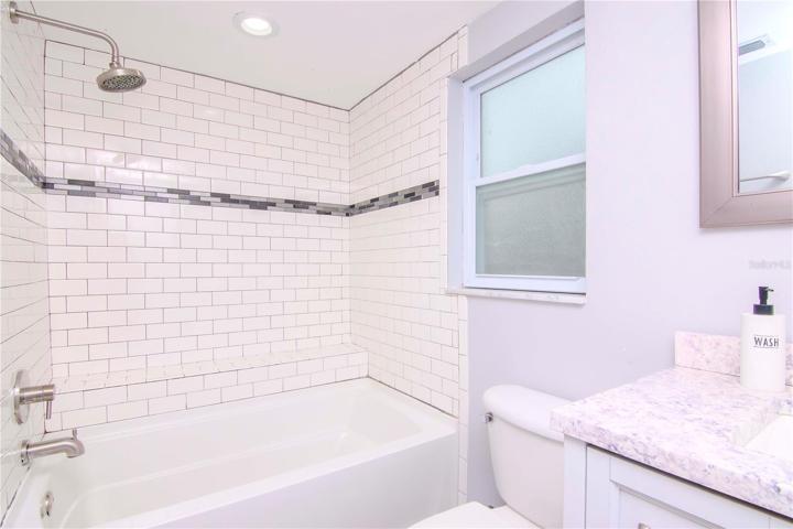 Hall Bath 2