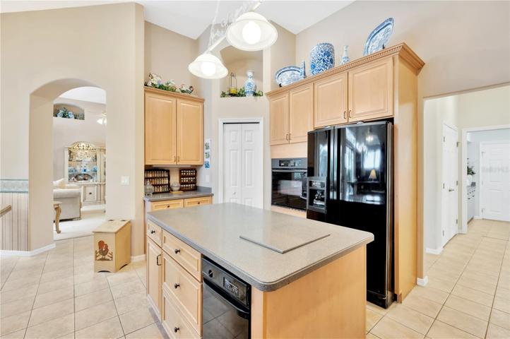 Some simple updates to the kitchen should one desire.