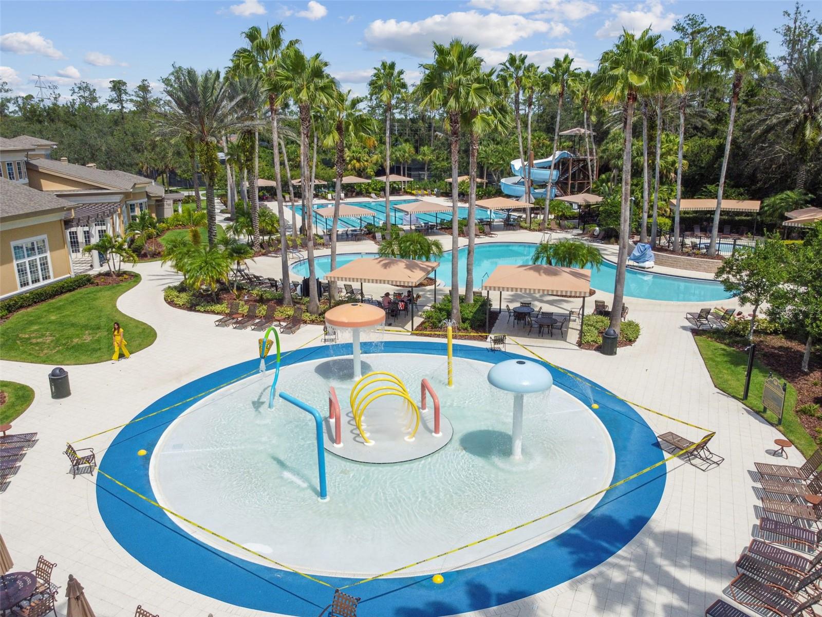 Seven Oaks-Splash Pool
