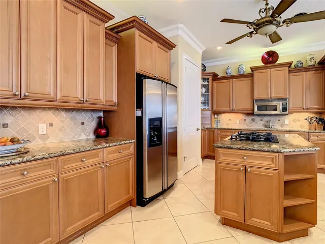 10549 Cory Lake Dr, kitchen, cooking island with gas cook top