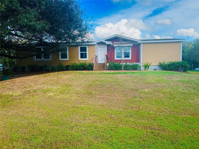 Front Yard / Front of Home